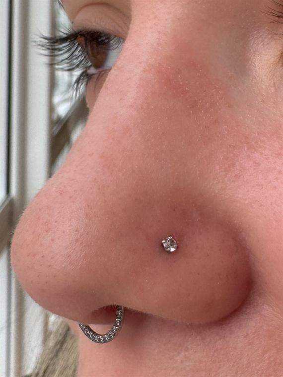 Nostril com joia de cristal